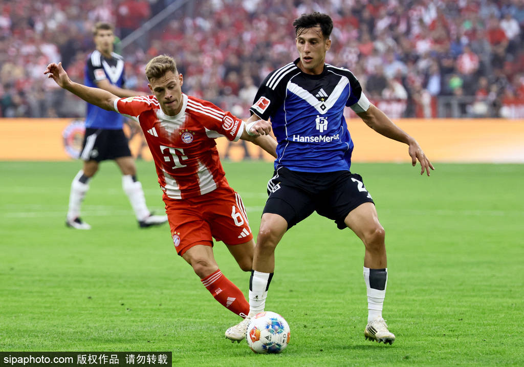 德甲-格纳布里闪击凯恩2射1传 拜仁5-0汉堡豪取3连胜