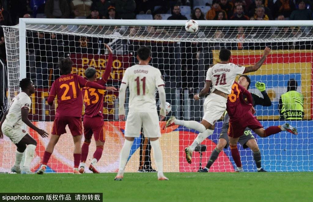 积分榜丨前四名分差仍在2分以内，意甲竞争加剧引发热议